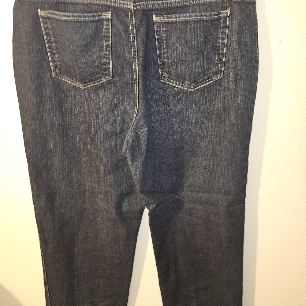 Gloria Vanderbilt Womans Dark Blue Jeans Size 14 - Picture 11 of 12